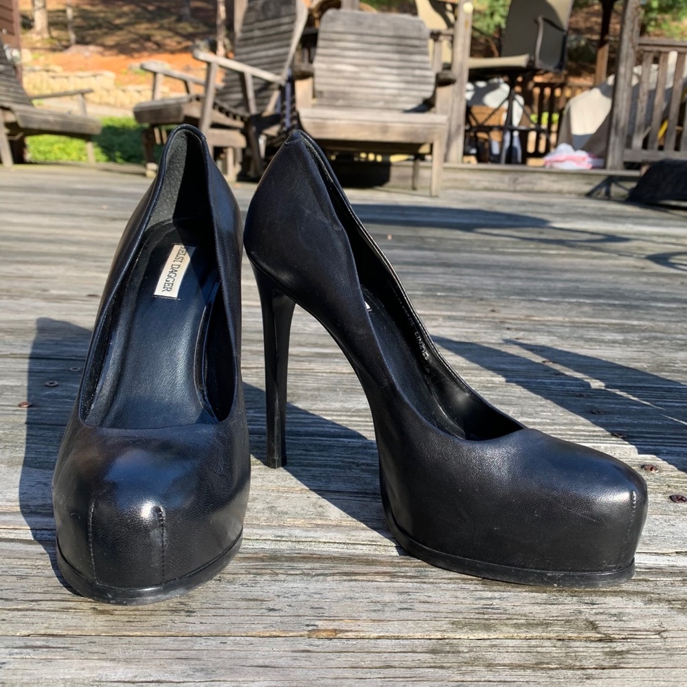 Black heals with platform